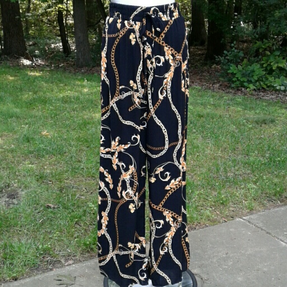 Mlle Gabrielle Black/Gold Chain-Link Print Pants - Picture 2 of 5